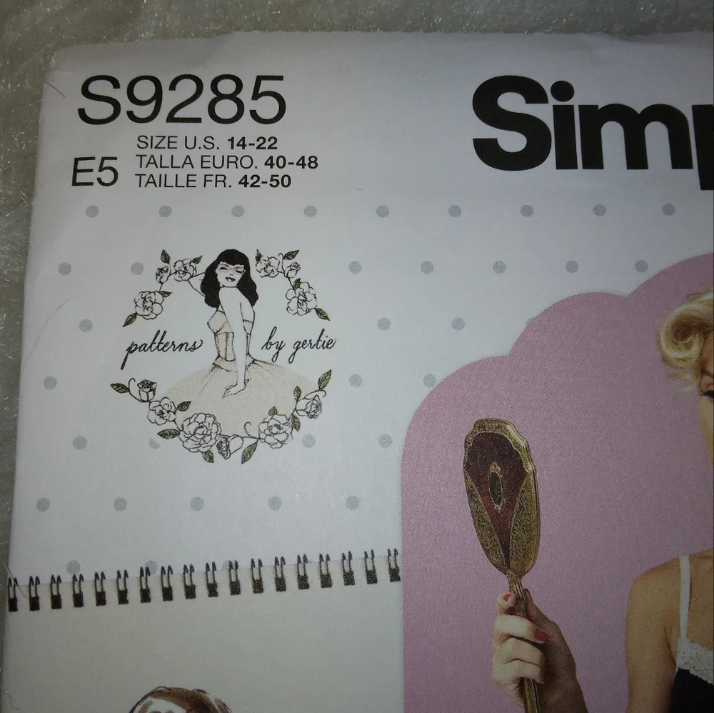 Simplicity s9285 sz
